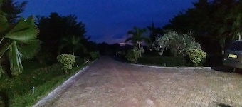 Oaks : Private Room 6