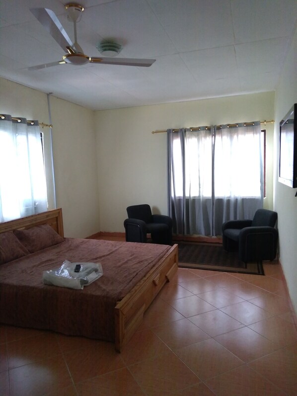 1 bedroom, iron/ironing board, Internet