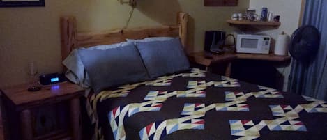 1 soverom, internettilgang og sengetøy