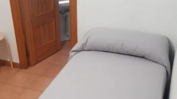 Blackout drapes, free WiFi, bed sheets