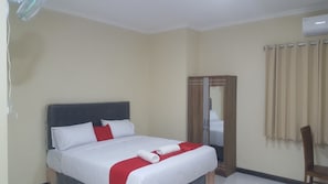 Standard Double Room | Desk, free WiFi