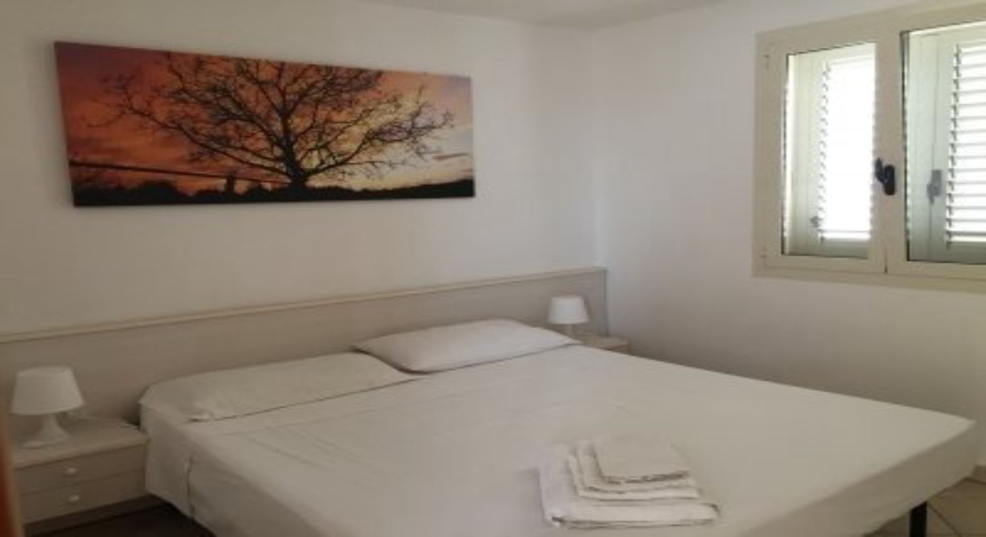 1 室のベッドルーム、インターネット