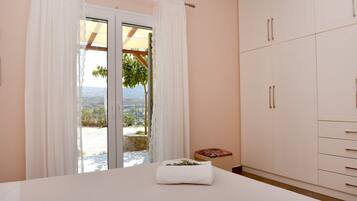 4 Schlafzimmer, Bügeleisen/Bügelbrett, WLAN