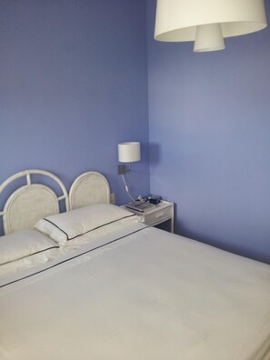 3 habitaciones, tabla de planchar con plancha y wifi gratis 
