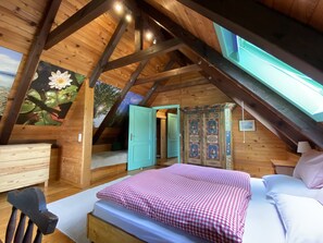 3 Schlafzimmer, Zimmersafe, Bügeleisen/Bügelbrett, WLAN