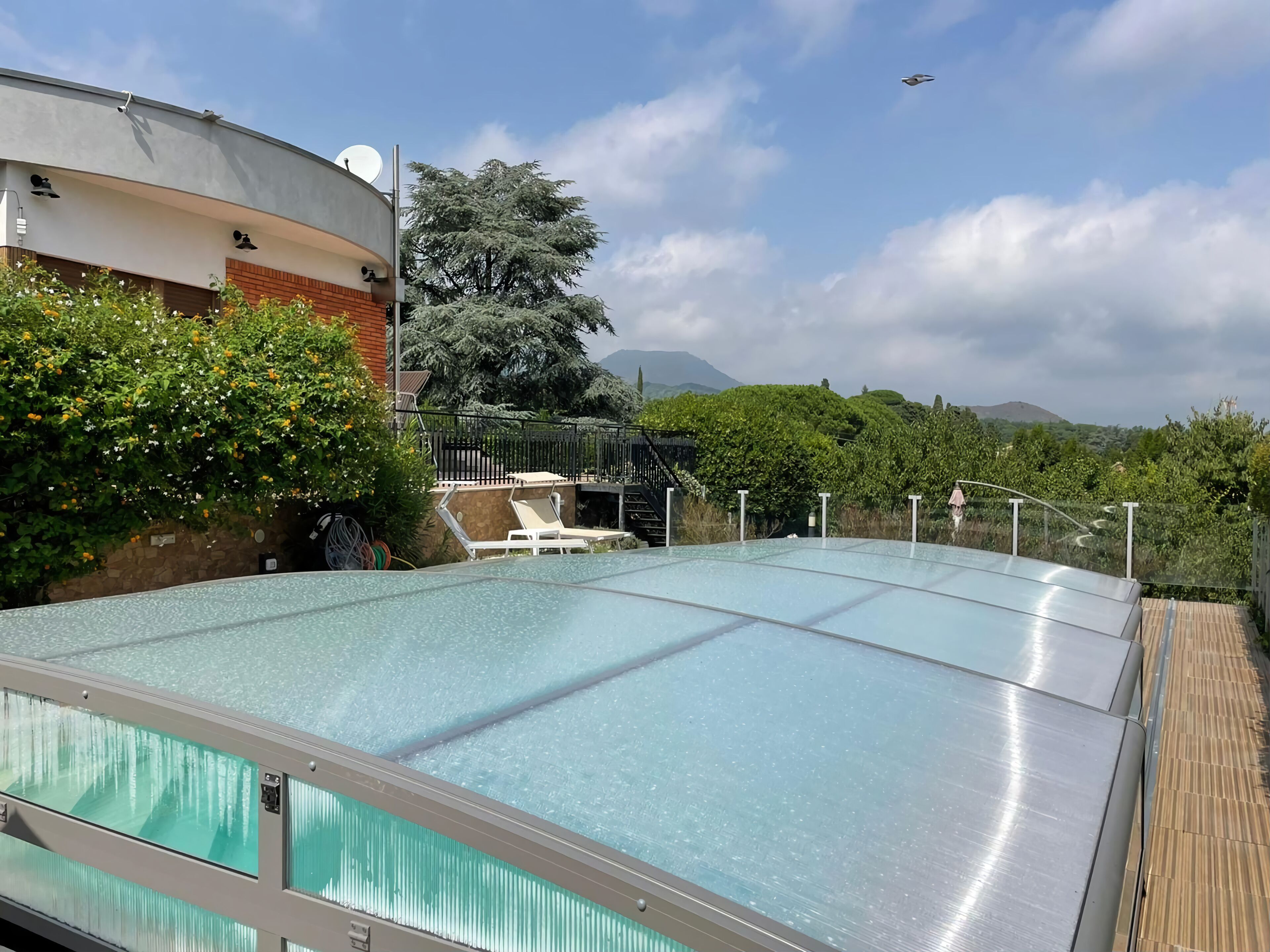 Bain à remous extérieur