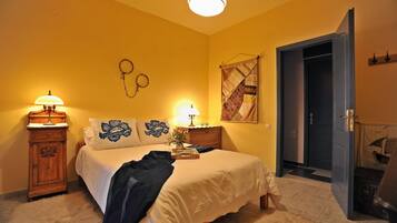 1 habitación y caja de seguridad en la habitación