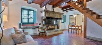 CASTLE OF SARNA Casa Cisterna 