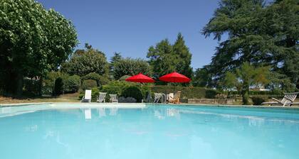 Ressourcez vous sur 1 propriété viticole familiale à 25 min de Bordeaux