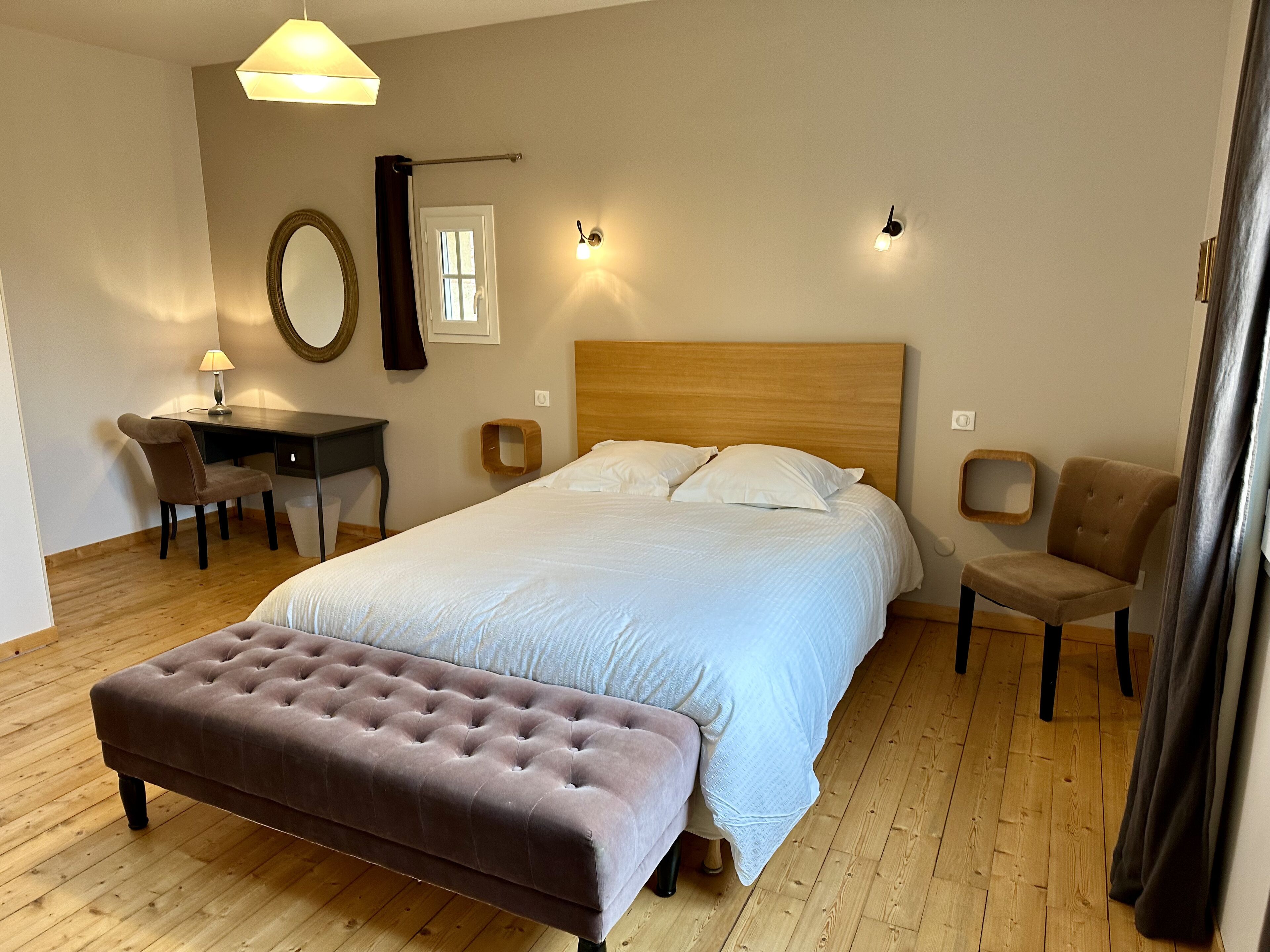 2 camere, ferro/asse da stiro, Wi-Fi gratuito, lenzuola