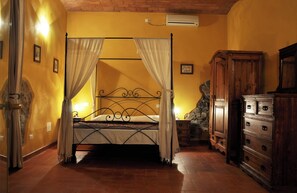 2 Schlafzimmer, Zimmersafe, Bügeleisen/Bügelbrett, kostenloses WLAN