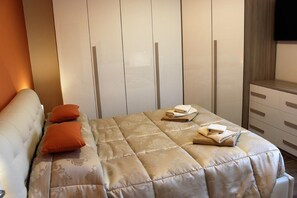 3 chambres, fer et planche Ă repasser, Wi-Fi, literie fournie