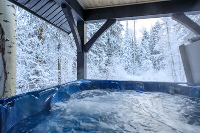 Golden's Blue Heron, a brand new house located on Kicking Horse Mountain Resort