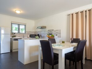 Dineren in de kamer