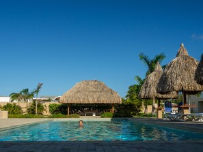 Outdoor pool - Sirena Resort Curaçao (Willemstad)