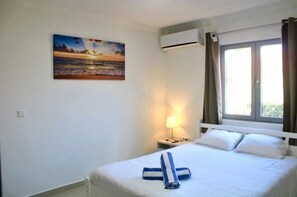 Apartment, 3 Bedrooms | Iron/ironing board, free WiFi, bed sheets - Sirena Resort Curaçao (Willemstad)
