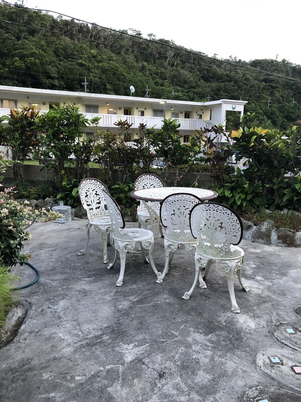 Grillaus-/piknikalue