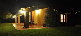 OLIVO house - Podere Campi Al Mare, - wifi - POOL- private garden -jacuzzi