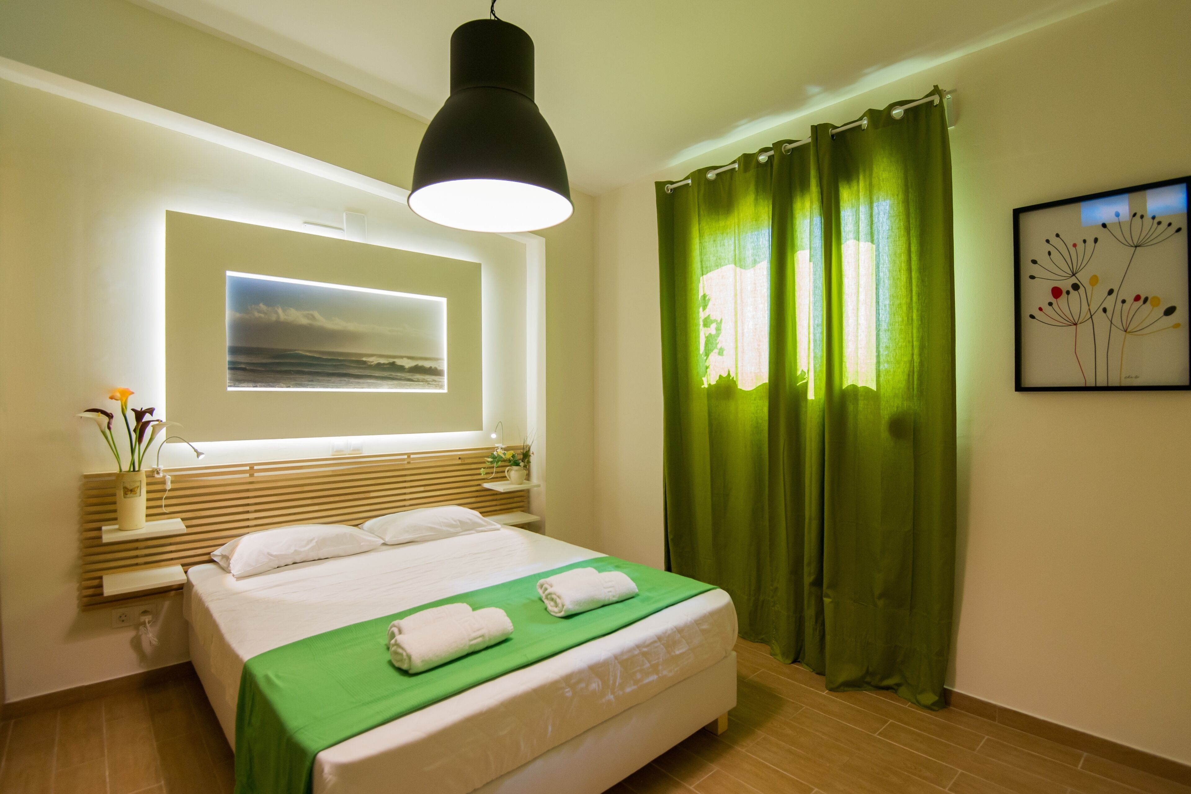 1 chambre, fer et planche à repasser, Wi-Fi, literie fournie