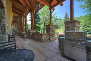 Condo, 2 Bedrooms | Property grounds - Luxurious 2 Bd With Lift View In Beaver Creek 2 Bedroom Condo by RedAwning (Avon)