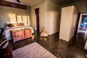 4 dormitorios, caja fuerte, tabla de planchar con plancha y wifi gratis