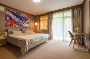 Senior-Villa | 6 Schlafzimmer, hochwertige Bettwaren, individuell dekoriert