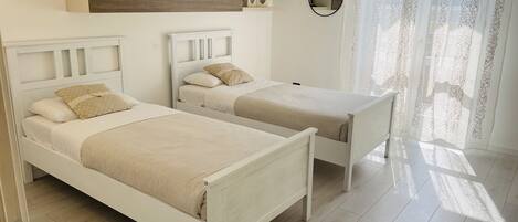 2 bedrooms, iron/ironing board, travel crib, free WiFi