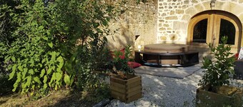 Jardins du Périgord with terrace, swimming pool, spa, sauna, 12 km from Sarlat