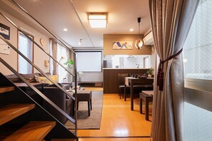 內部