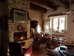 Dining - Little Raieda Farmhouse: the first stop on the Path of the Gods (Sasso Marconi)