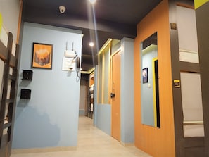 Interior detail - Stay Villa (Mumbai)