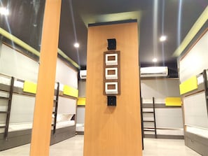 Interior detail - Stay Villa (Mumbai)
