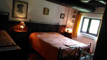 2 camere, ferro/asse da stiro, culla da viaggio, Wi-Fi gratuito