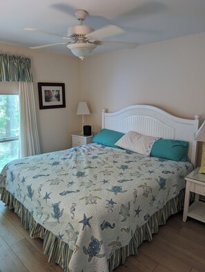 3 bedrooms, WiFi, bed sheets - Sea Colony West. Short  Walk to Beach , Tennis  and Pools.  Fully  Renovated (Bethany Beach)
