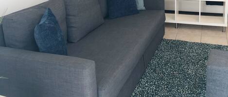 BĂŒgeleisen/BĂŒgelbrett, WLAN, BettwĂ€sche