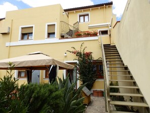 Exterior - PENTHOUSE OF THE BRIGHT SUN WITH BEAUTIFUL TERRACE IN THE COUNTRY OF PLOAGHE (Ploaghe)