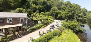 Classic-Ferienhaus, eigenes Bad, Flussblick | Aussenbereich