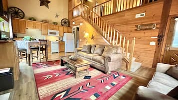 Smart TV, fireplace, DVD player, books