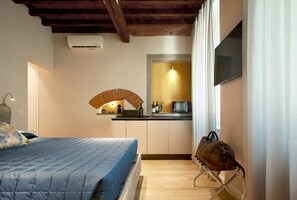 1 chambre, coffres-forts dans les chambres, fer et planche à repasser