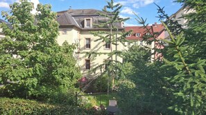 Family Apartment, 1 King Bed with Sofa bed, Non Smoking, Kitchen | View from room - Weber Apartments (Dresden)