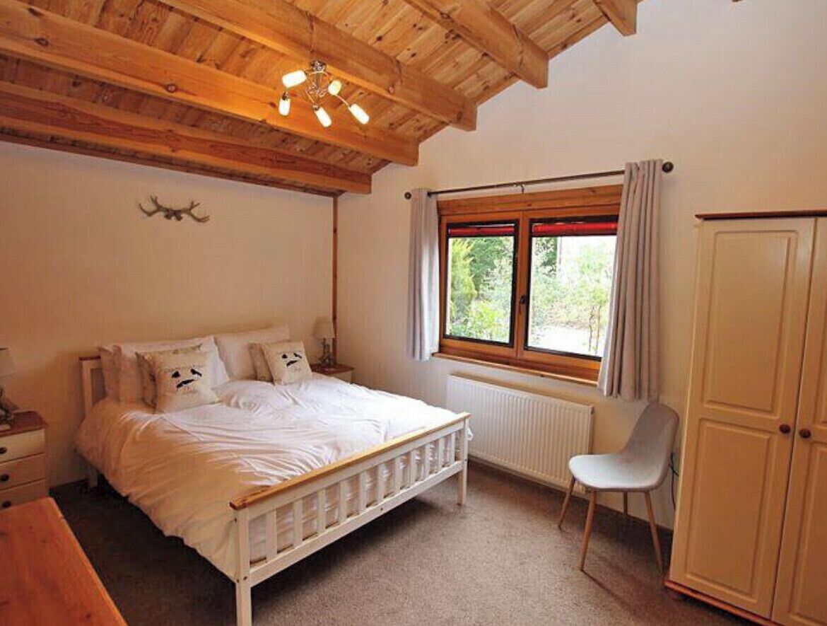 3 bedrooms, iron/ironing board, travel crib, WiFi