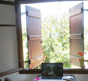 Interior - Summer Lodge Double Room B - long stay (Chania)