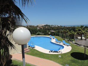 Outdoor pool - Marina de Casarès Dona Julia Golf Andalusia 29690 ES (Casarès costa-malaga andalousie)