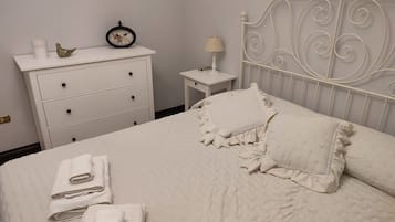 5 Schlafzimmer, Bügeleisen/Bügelbrett, WLAN, Bettwäsche