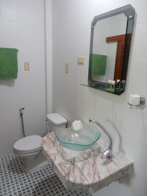 Haartrockner, Handtücher