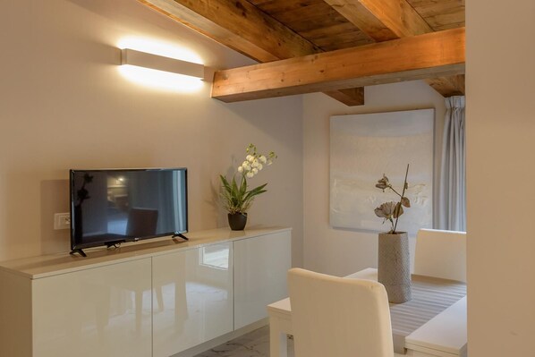 Interior - Apartment Stabdard Suite  3 (Vasto)