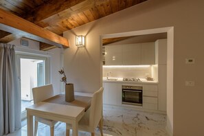 Fridge, oven, stovetop, dishwasher - Apartment Stabdard Suite  3 (Vasto)