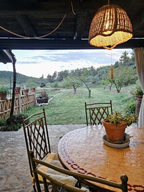 Outdoor dining - Country house (full rental) Finca Josentonio for 4 people (Valderrobres - TERUEL)