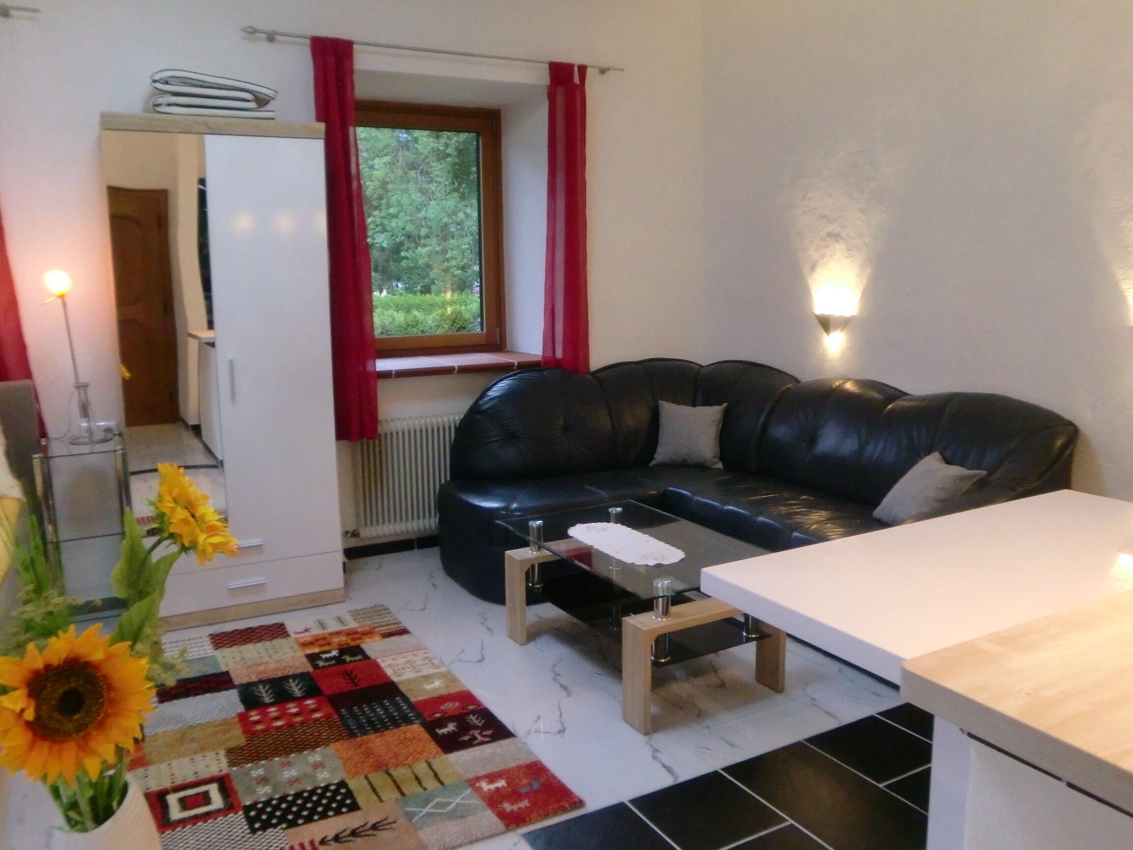 Wohn-Schlafraum Gartenappartement