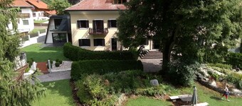 Apartment with own Garden (+ lake access at Weissensee)